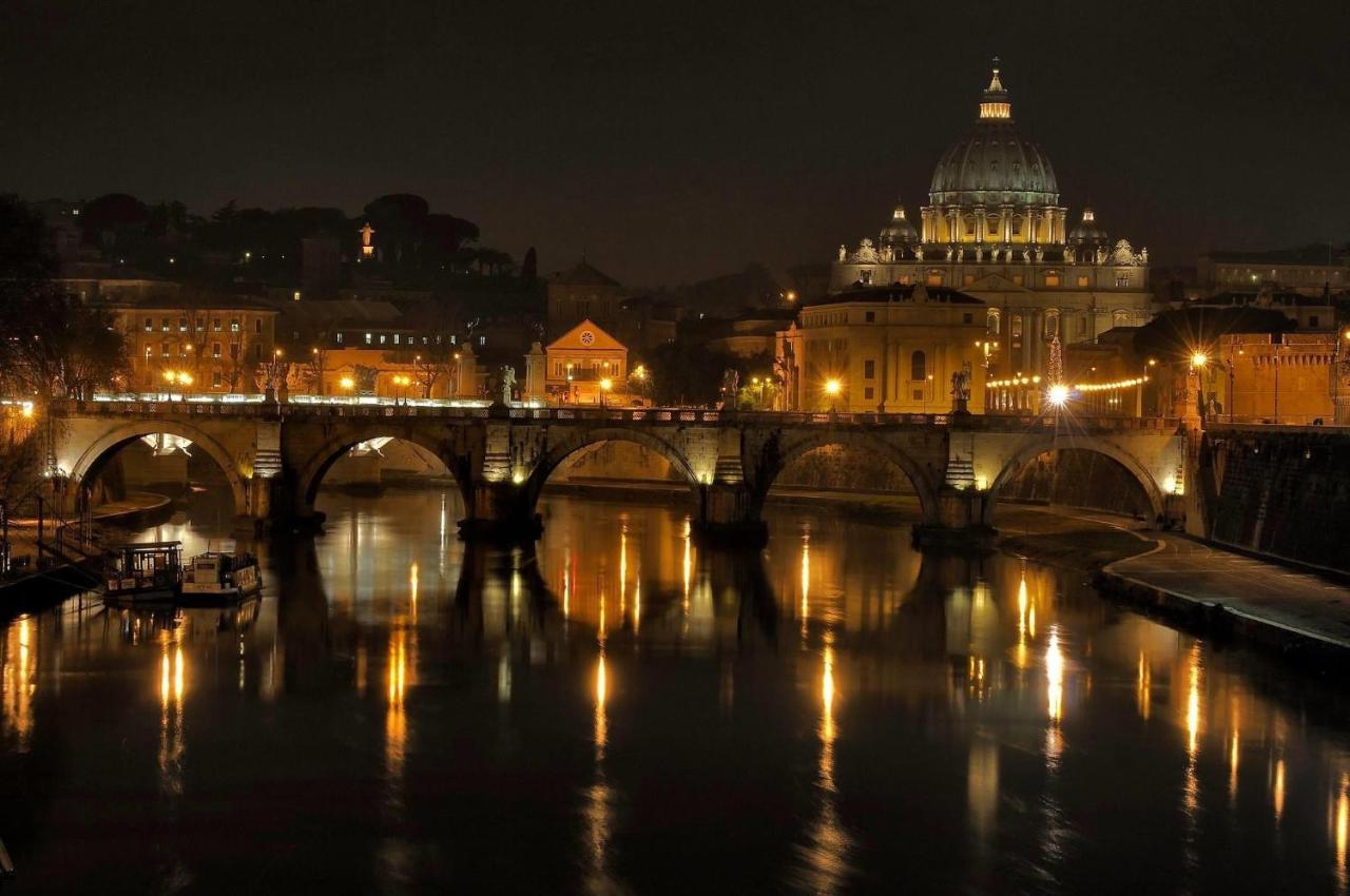 4 Vatican Rooms — Bilder 1